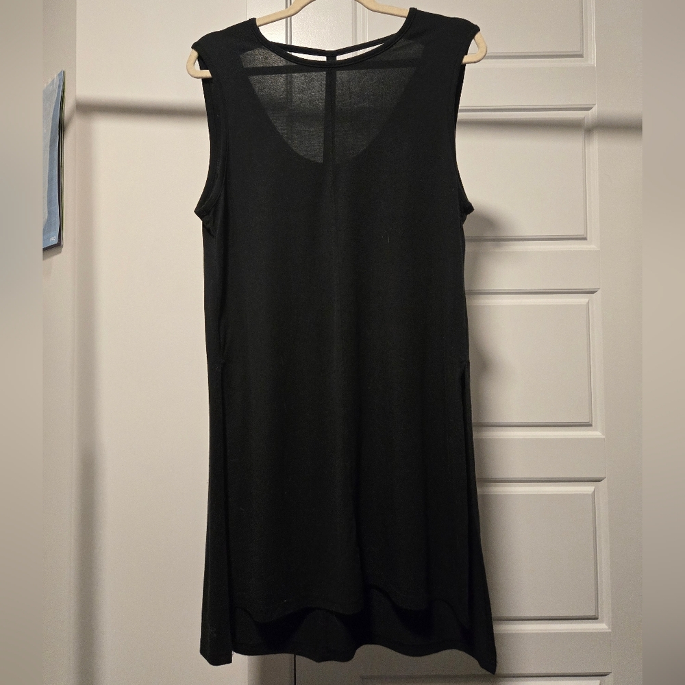 Diadora Black Sleeveless Tunic Top